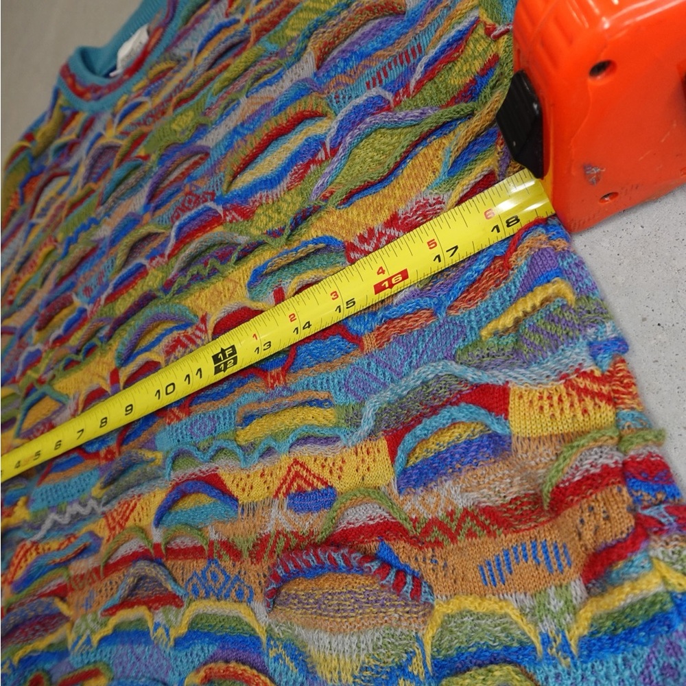 COOGI STYLE Men's Multicolor Crewneck‎ Sweater - Picture 6 of 8